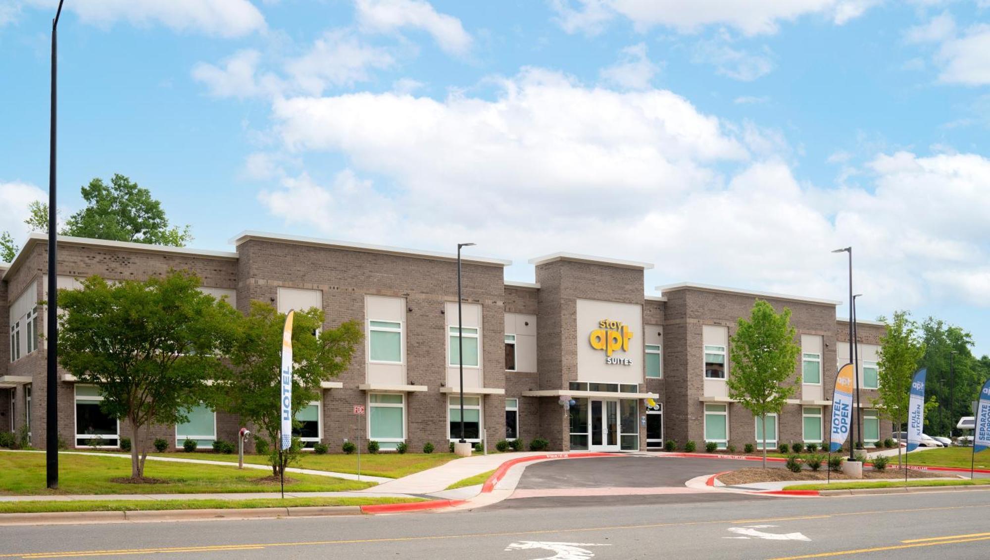 Stayapt Suites Raleigh-Durham/Rtp Clegg エクステリア 写真